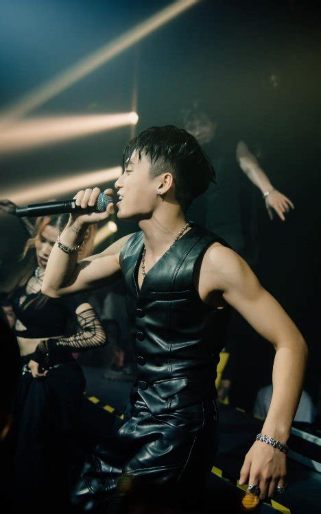 Mono Sau Th Ng Debut T N Binh B Netizen Gay G T Tr Th Nh C I T N Thao T Ng T M L M Nh C