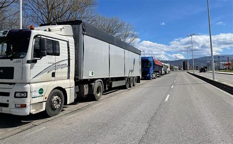 Los transportistas del Bierzo ven en el modelo francés una solución y