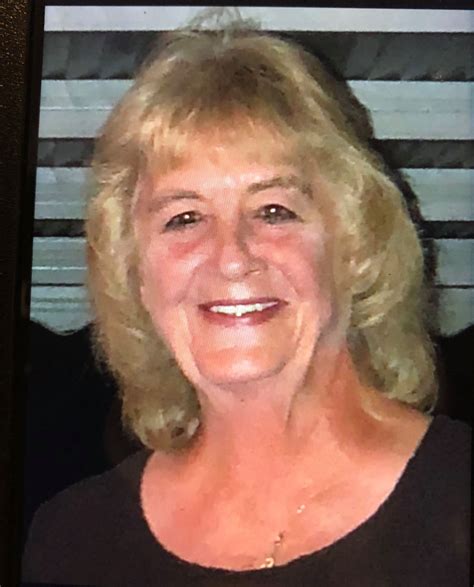 Sylvia Ann Davis,... - Mullins Funeral Home and Crematory | Facebook