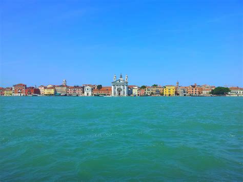 Pretty clear day in Venice back in 2012 [3264x2448] [OC] : r/CityPorn