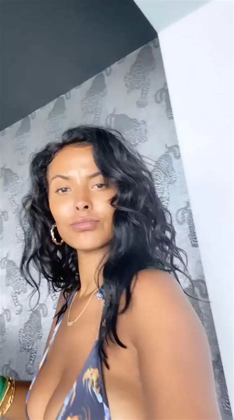 Maya Jama Stuns As She Dances Around In Skimpy Bikini Amid Drake Dating Rumours The Mirror