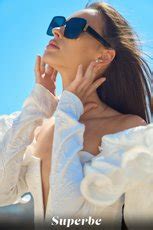 Hot Brunette Model Camilla Luskin Shows Off Her Exquisite Naked Body