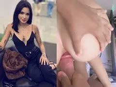 Novinha Izita fodendo dando o cuzinho apertado no pelo em vídeo de anal Porno Carioca