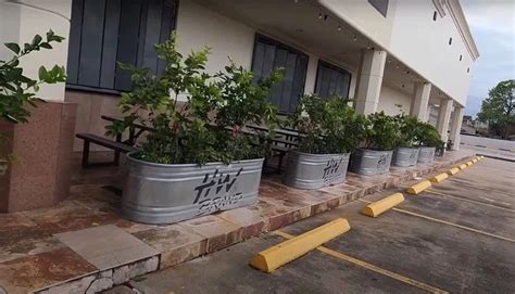 Hơn tháng rồi mà Khoa Pug hot pot vẫn trống không giấc mộng chuỗi nhà hàng bự như Haidilao