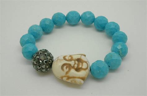 DIY: 25 Trendy Handmade Bracelets