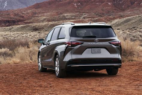 2021 Toyota Sienna Unveiled As Bold New Hybrid Minivan With Available