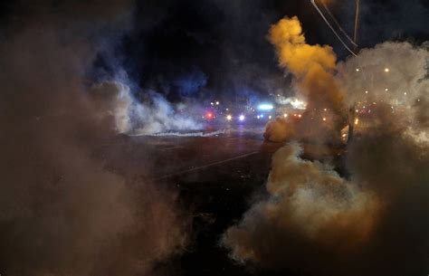 Powerful Scenes From Ferguson, Missouri Photos - ABC News