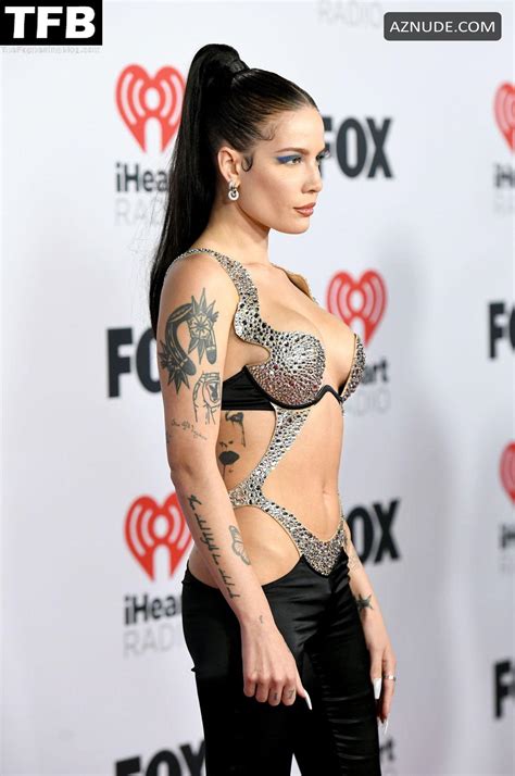 Halsey Sexy Seen Flaunting Her Hot Tits In A Revealing Outfit At The Iheartradio Music Awards In
