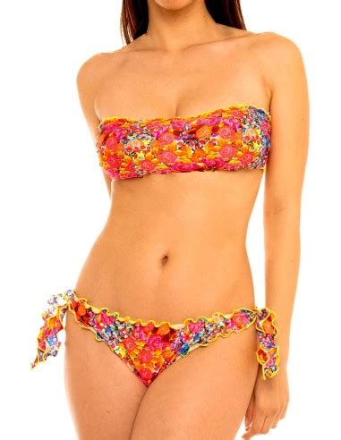 Bikini Fascia Frou Frou Con Slip O Brasiliana Fiocchi Matira