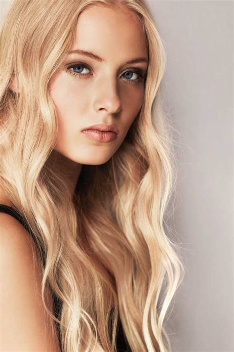 Rubio Perfecto Blonde De NAK Libre De Sulfatos Y Parabenos