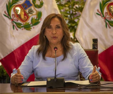 Presidenta De Perú Dina Boluarte Afirmó Que Planea Seguir Su Gobierno Hasta 2026