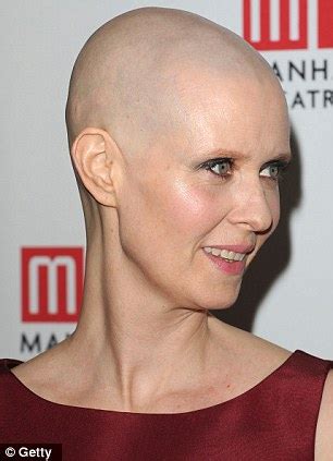 Cynthia Nixon Bald Sex And The City Star Gets Standing Ovation At Broadway Play Debut Daily