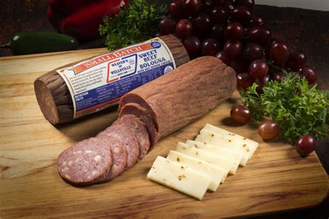 Small Batch Sweet Beef Bologna With Hot Pepper Cheese Weaver S Of Wellsville