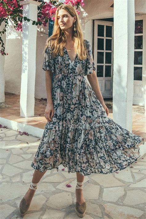 Bohemian V Neck Large Swing Beach Midi Dress Voguetide Garden Party