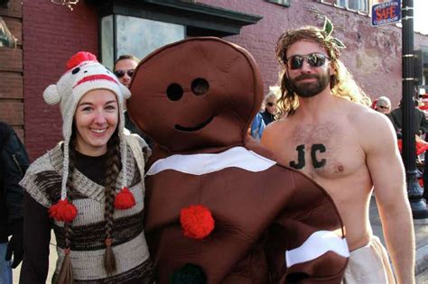 Seen 2011 Santa Speedo Sprint And Winter Wonderlark
