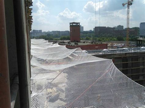 Horizontal Debris Netting For Building And Bridge Construction