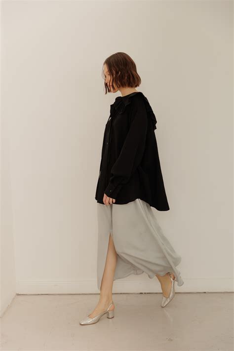 Юбка летящая с разрезом – купить за 6 300 ₽ | Drugaya Store