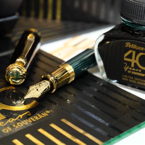 40 Year Anniversary Pelikan Souveran M800 Fountain Pen Penbox