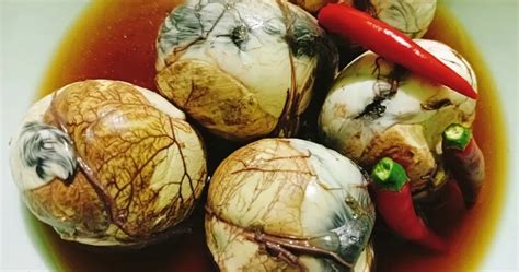 Balut Filipino Egg Delicacy Boiled Fertilized Duck Eggfilipinoeggrolls