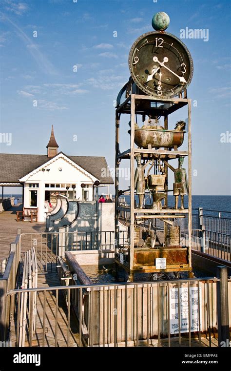 Southwold Pier Waterclock Stock Photo Alamy