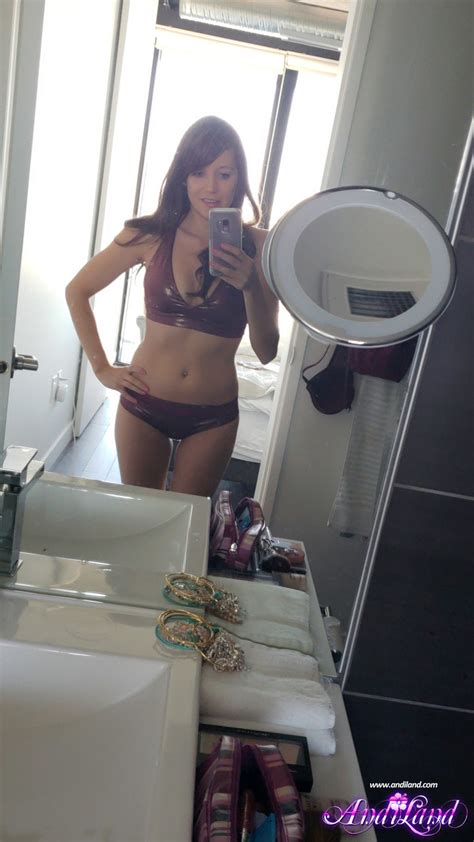 Teen Amateur Andi Land Takes Nude And Non Nude Self Shots CoedCherry