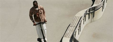 Представлен электросамокат Mercedes-AMG с запасом хода 40 км – На Токе