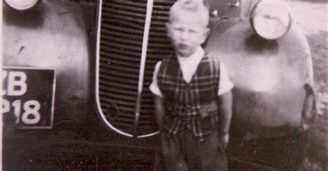 G Meningite e perda de memória marcaram infância de cantor dos Sex Pistols notícias em Música