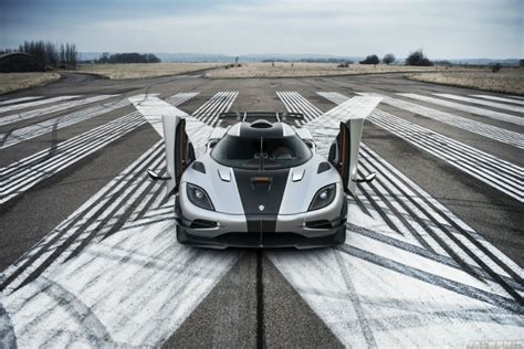 Koenigsegg ONE 1: Cool Car Among Fast Cars ⋆ Beverly Hills Magazine