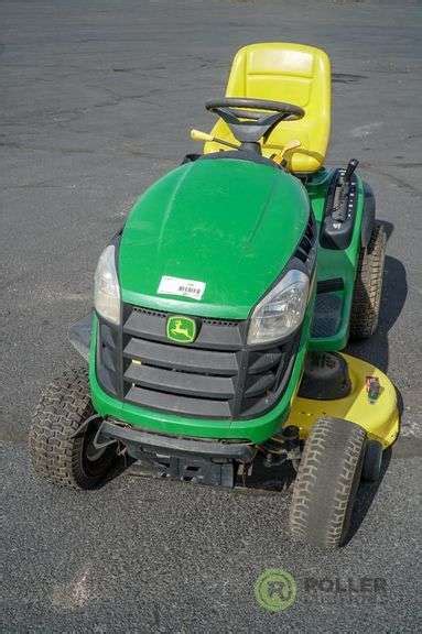 John Deere D130 Ride On Mower 42in Cut 22hp Gas Engine Showing 77