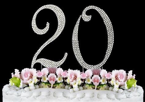 20 лет свадьбы как называется и что дарить на 20-летие совместной жизни ...