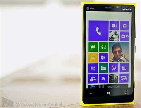 owned  nokia lumia    beginning     holding