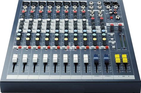 МИКШЕРНЫЙ ПУЛЬТ SOUNDCRAFT EPM8 - купить в Москве и Санкт-Петербурге ...