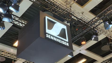 סוני מאחורייך: Sennheiser MOMENTUM 4 מגיעות באוגוסט הקרוב - ג'ירפה