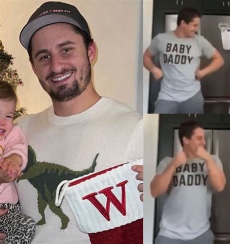 not lil daddy teeny-tiny-arms himself with the T-Rex sweater 😭 : r