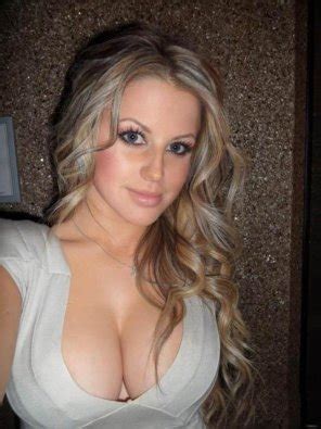 Nice Blonde Porn Pic