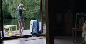 Pod Powierzchnia Nude Scenes Aznude