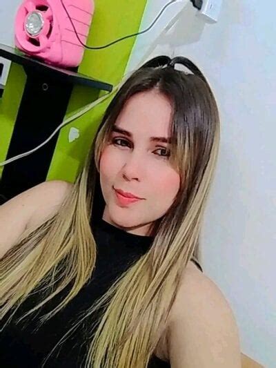 La Fresa Cam Model Free Live Sex Show Chat Stripchat