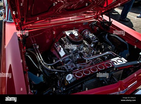 A Nicely Detailed Engine Compartment In A Chevrolet Hot Rod Stock Photo Alamy
