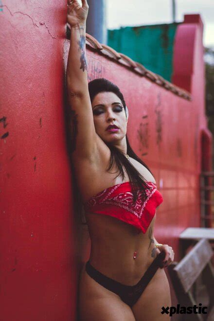 Estrela Monica Santhiago T Ep Pornolandia Monicasanthiago Alexandremedeiros Porn Pic