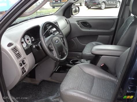 Medium Graphite Interior 2002 Ford Escape XLS V6 Photo #59524587 | GTCarLot.com