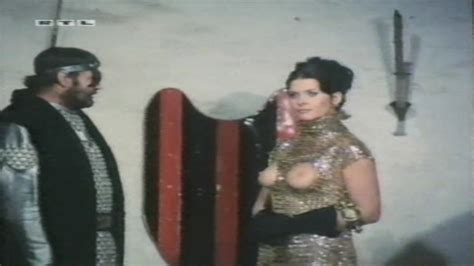 Naked Heidy Bohlen In Siegfried Und Das Sagenhafte Liebesleben Der Nibelungen