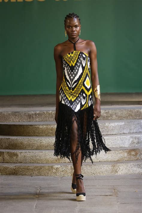 MISS BIKINI SS 2024 WOMEN Foto Sfilata Amica