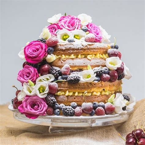 I FOOD POSTS Naked Victoria Sponge Cake Naked Wedding Style