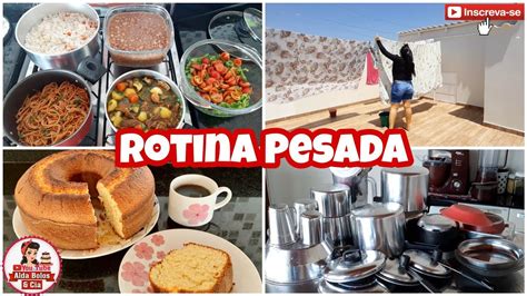 ROTINA FIZ BOLO DE FUBÁ CARNE DE PANELA PARA O ALMOÇO LAVEI ROUPA