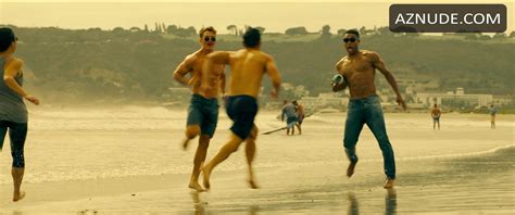 TOP GUN MAVERICK NUDE SCENES AZMen