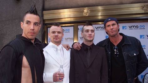 Red Hot Chili Peppers The Story Behind Californication Louder