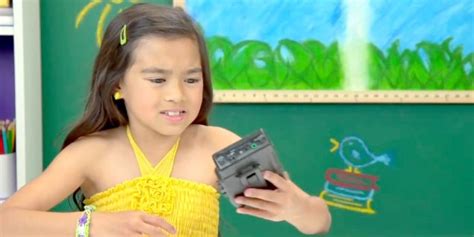 Kids React to Walkmans | POPSUGAR Tech