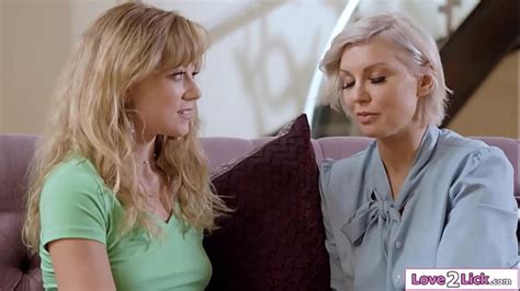 Small Tits Lesbian Videos Xvideos