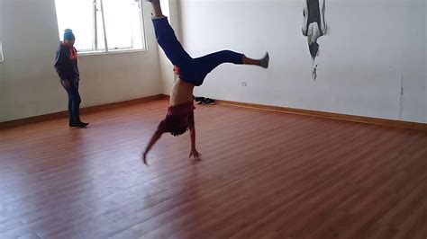 Bboy Ilustre Rock Air Flare Youtube