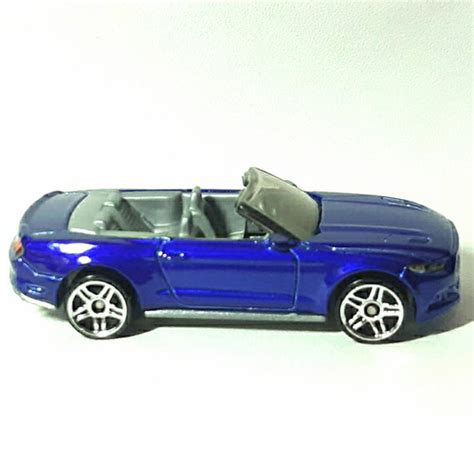 Jual Hw Hot Wheels Loose Ford Mustang Gt Convertible Blue Kota Tangerang Selatan Dwu
